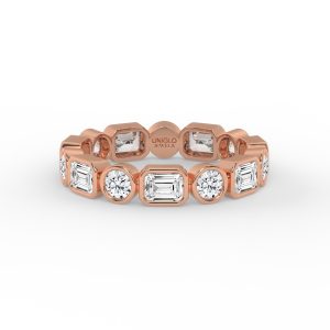 Carmen Emerald & Round Bezel Diamond Eternity Ring?